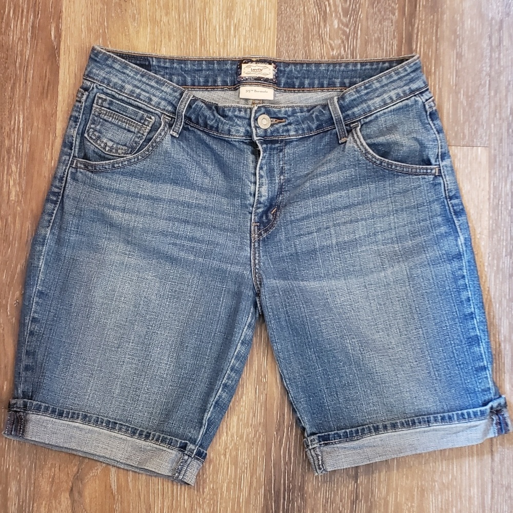 Levi's 515 Bermuda Shorts Size 10